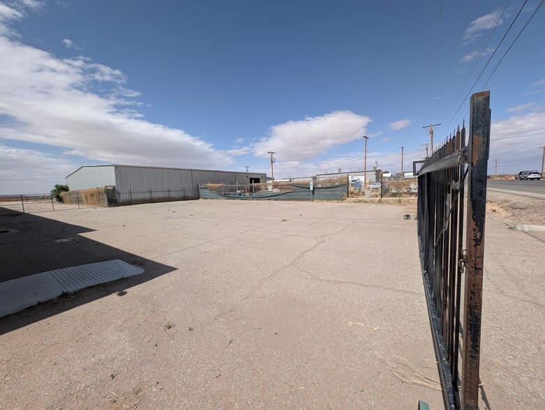 11101 Dyer St, El Paso, TX for lease - Building Photo - Image 2 of 17