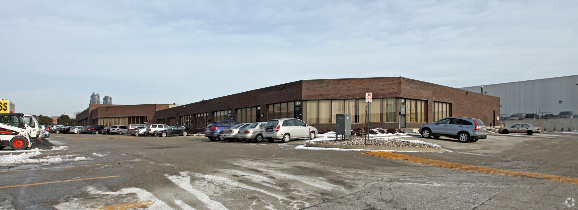 31 Progress Ave, Toronto, ON M1P 4S6