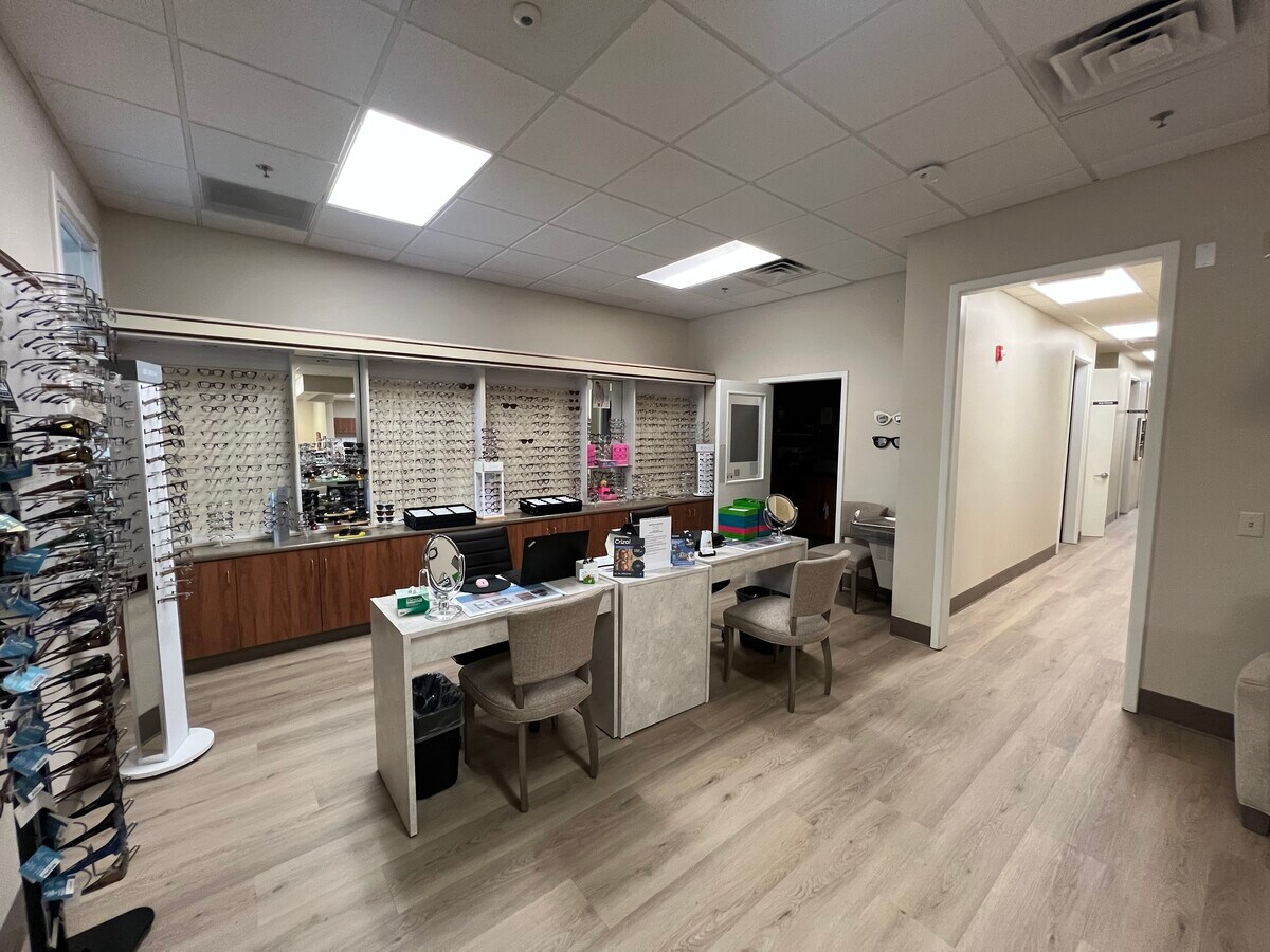 4 Okatie Center Blvd S, Okatie, SC 29909 - Unit 102 -  - Interior Photo - Image 2 of 23
