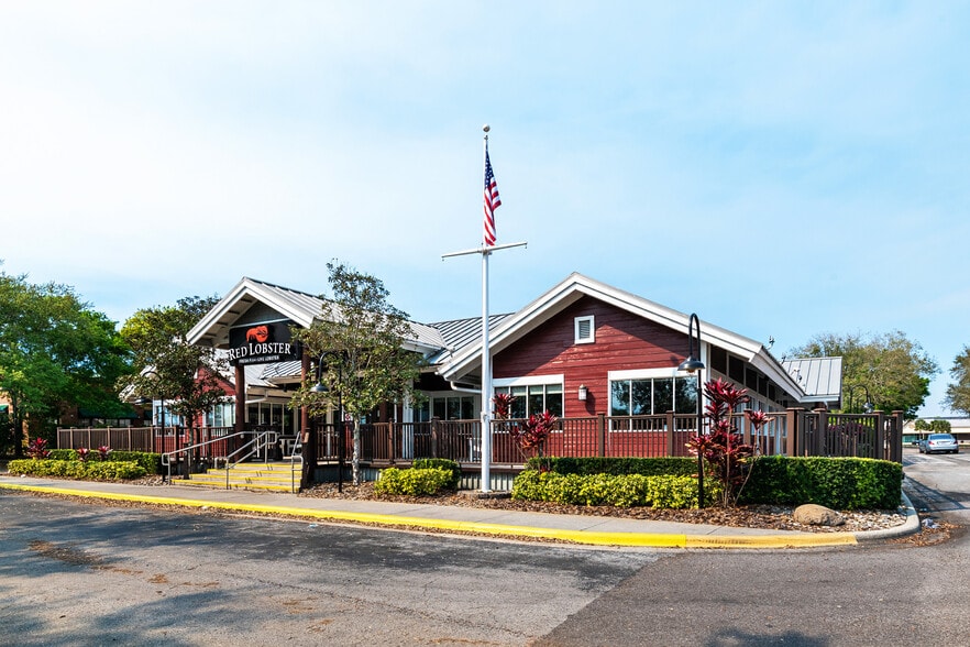 7373 W Colonial Dr, Orlando, FL for lease - Primary Photo - Image 1 of 7