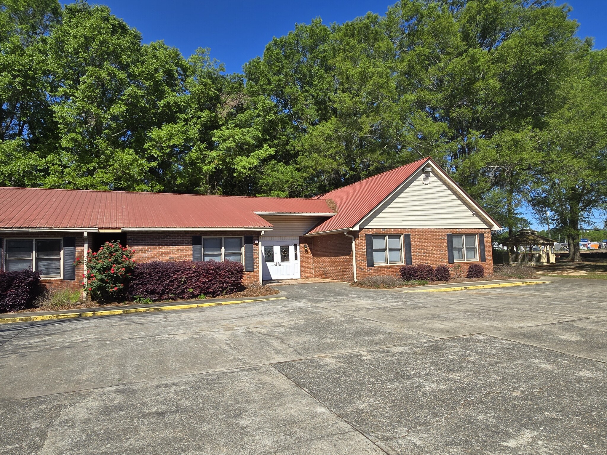 404 E Church St, Fort Valley, GA for sale Primary Photo- Image 1 of 1