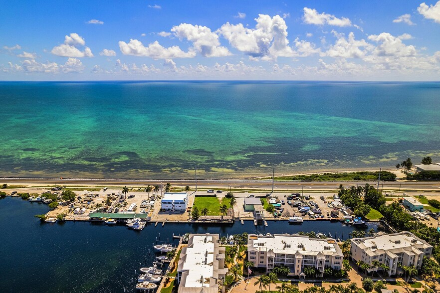 74540 Overseas Hwy, Islamorada, FL for sale - Primary Photo - Image 1 of 5