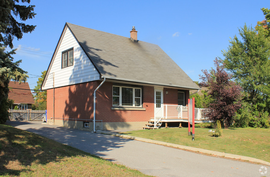 126 Boul Saint-Raymond, Gatineau, QC for lease - Primary Photo - Image 1 of 3