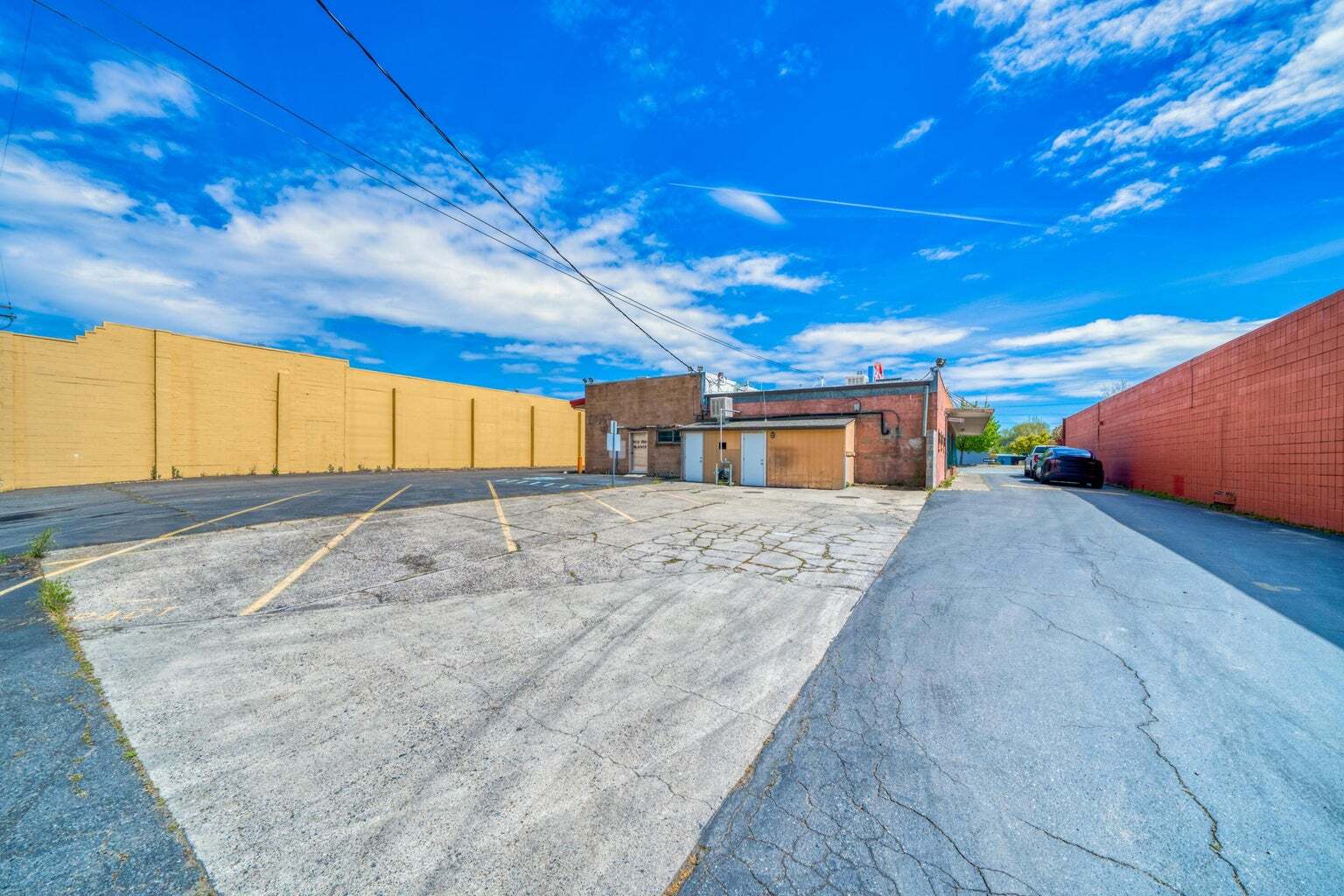 592 N Market St, Redding, CA 96003 Retail for Sale