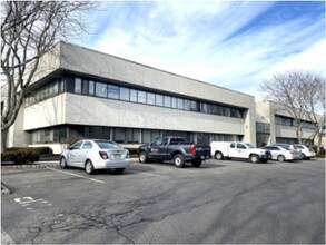 1670 Whitehorse Hamilton Square Rd, Hamilton, NJ for lease Building Photo- Image 1 of 3