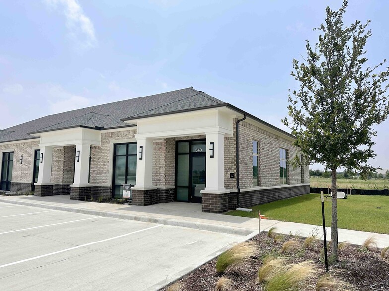 1630 W Prosper Trl, Prosper, TX for lease - Building Photo - Image 1 of 4