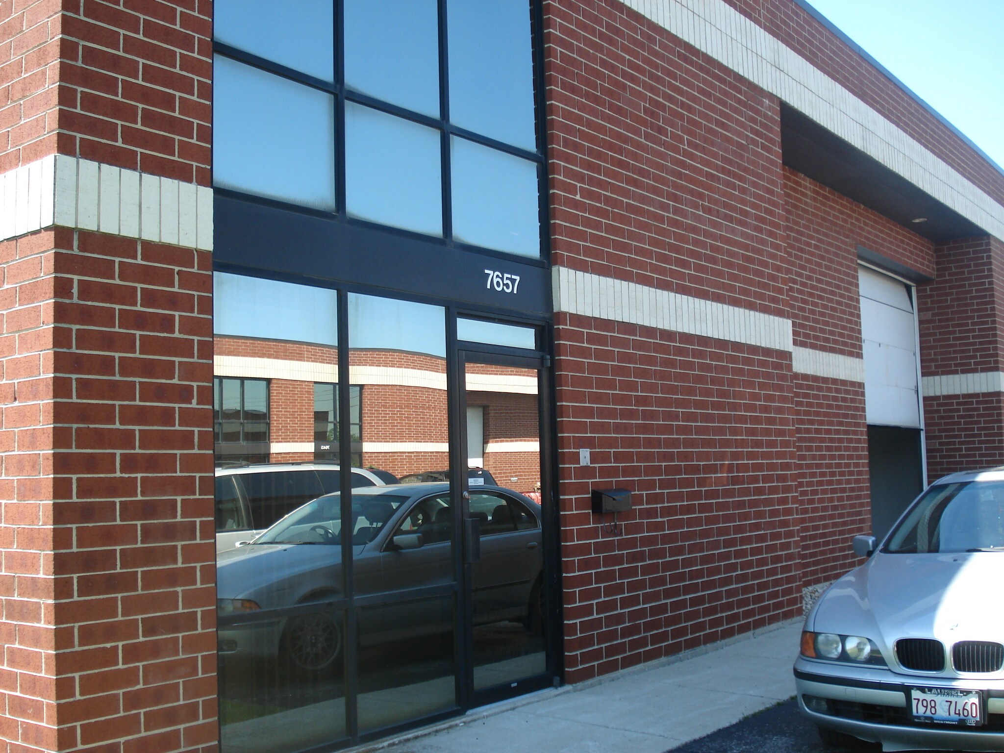 7647 W 100th Pl, Bridgeview, IL for sale Primary Photo- Image 1 of 1