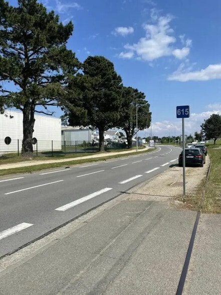 Office in Brest for sale - Primary Photo - Image 1 of 1