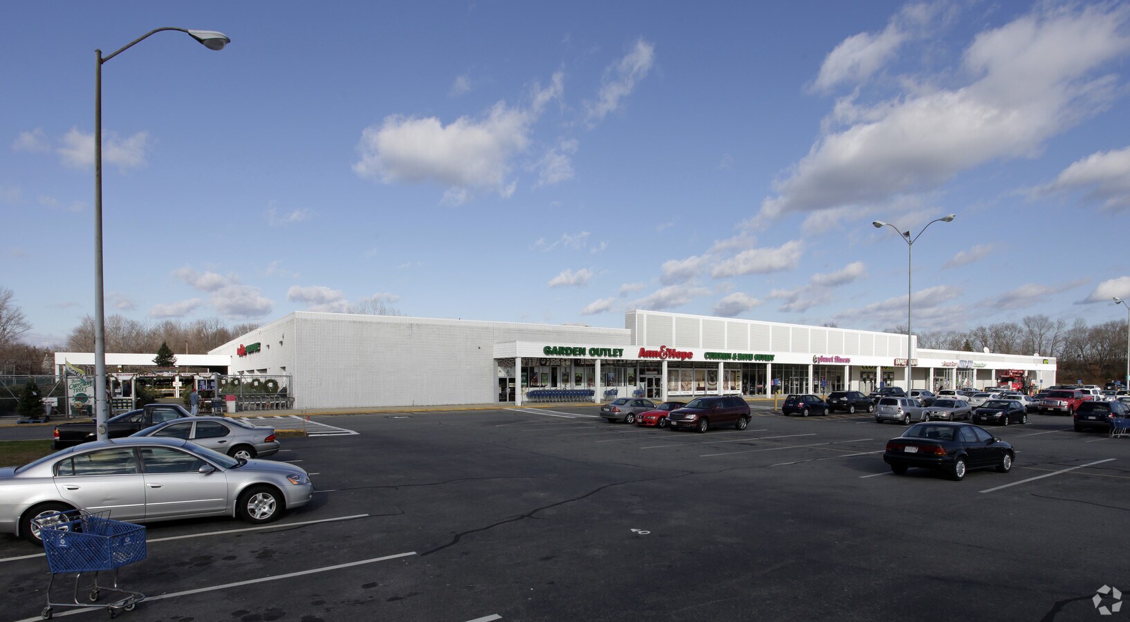 140160 Taunton Ave, Seekonk, MA 02771