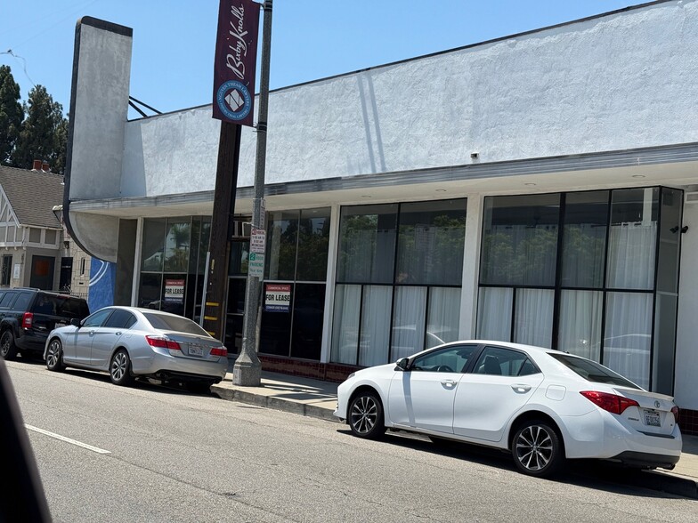 3923-3925 Long Beach Blvd, Long Beach, CA for sale - Building Photo - Image 3 of 12