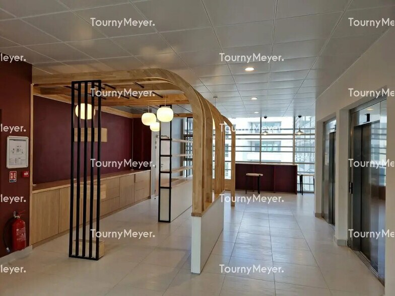 Retail in Montpellier for lease - Lobby - Image 2 of 9