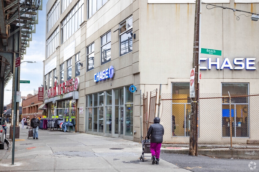 128-132 Brighton Beach Ave, Brooklyn, NY for lease - Building Photo - Image 2 of 7