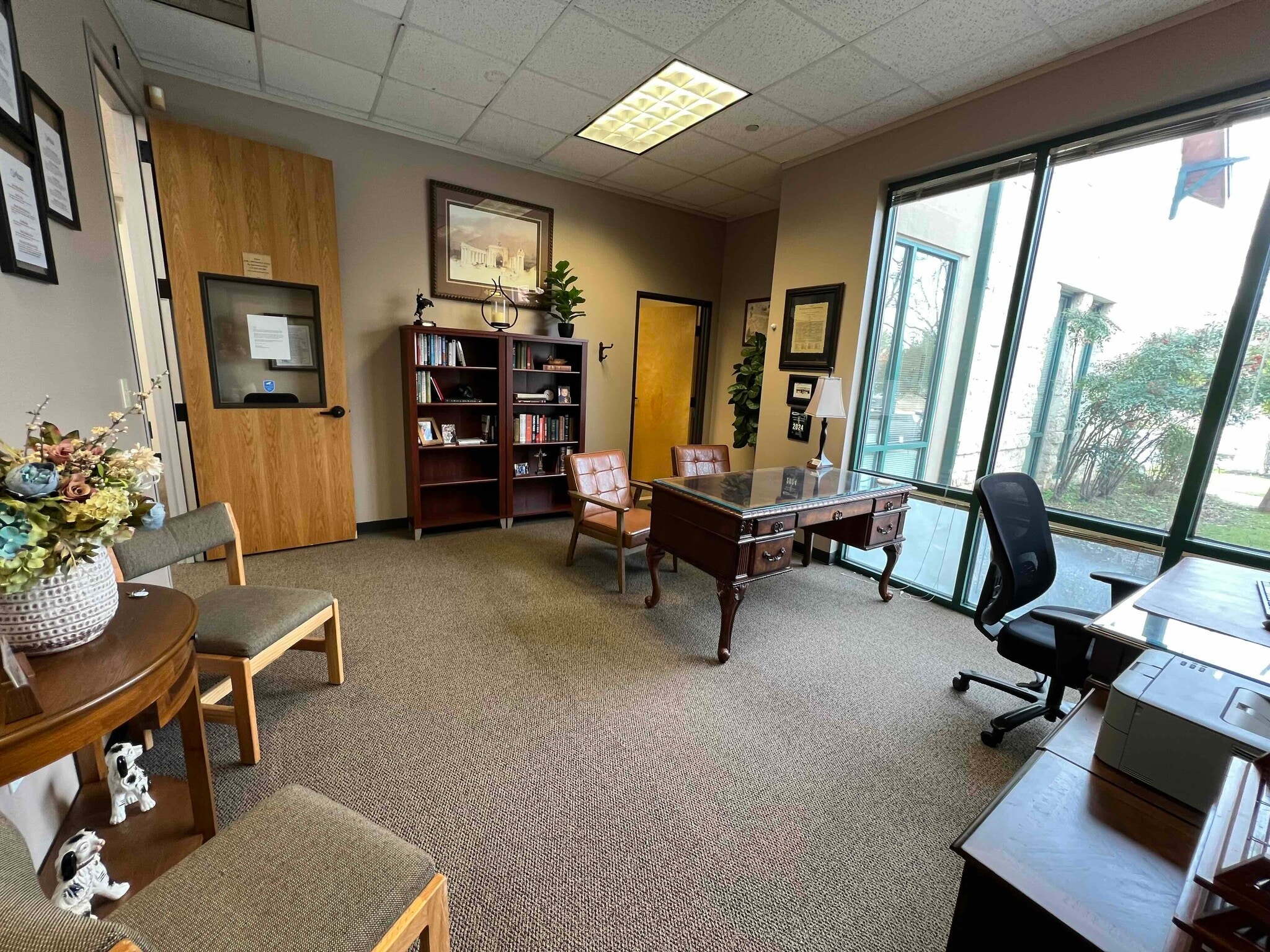 5353 Williams Dr, Georgetown, TX for lease Interior Photo- Image 1 of 4