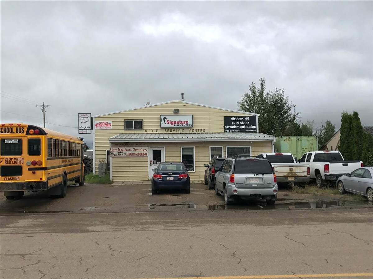 26500 Hwy 44, Rivière Qui Barre, AB T8R 0J3