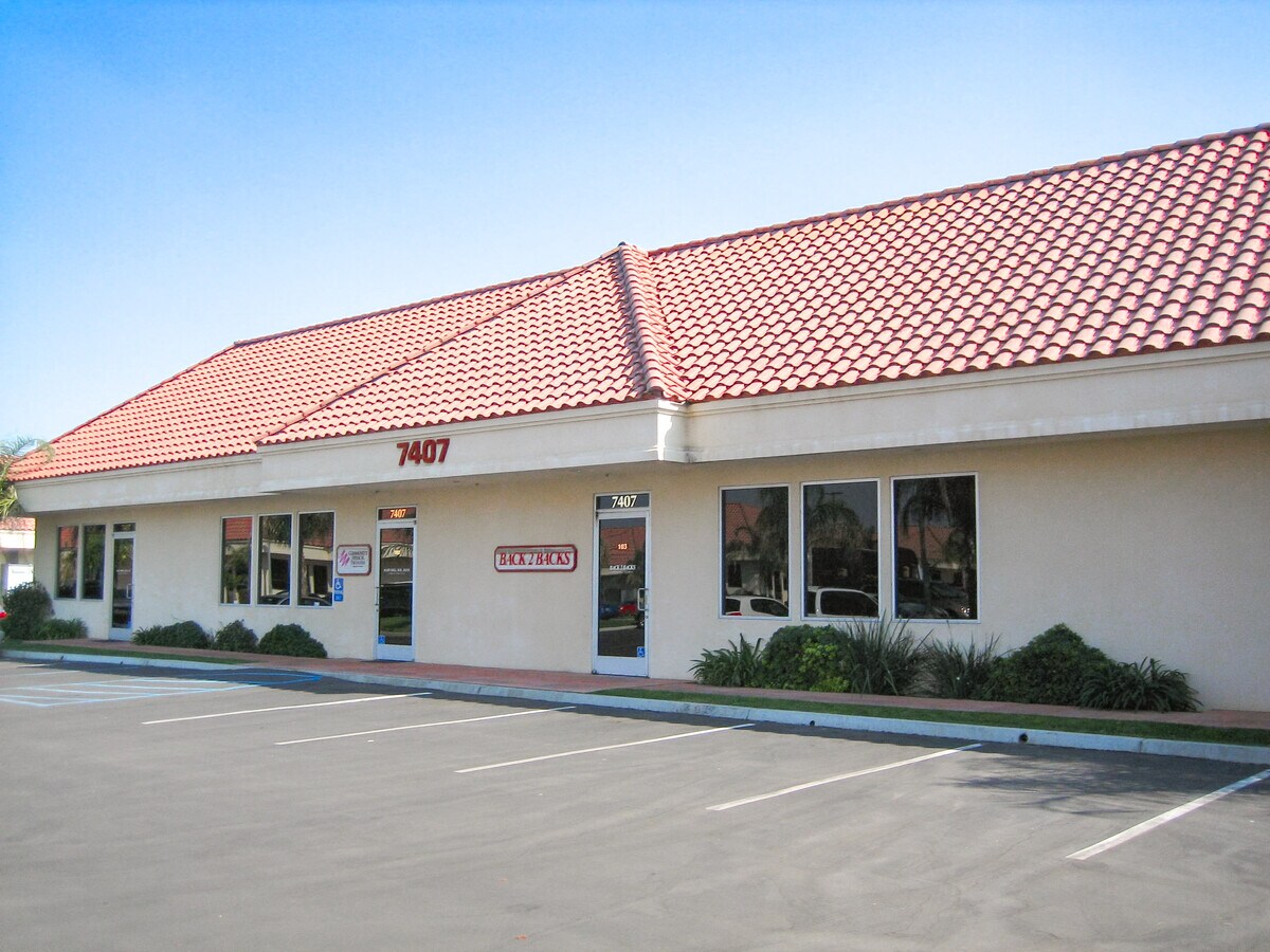 7407 N Cedar Ave, Fresno, CA 93720 Office for Lease