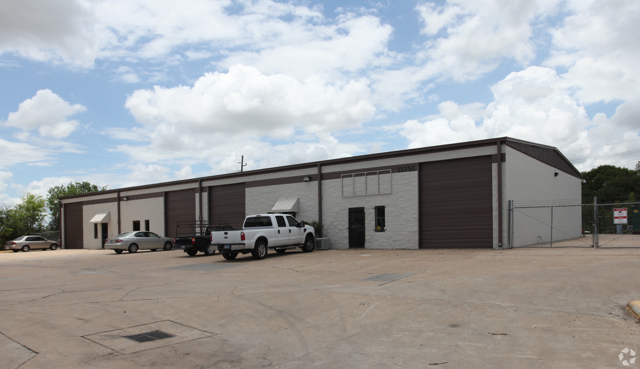 11351 Jones Rd W, Houston, TX for lease Primary Photo- Image 1 of 3