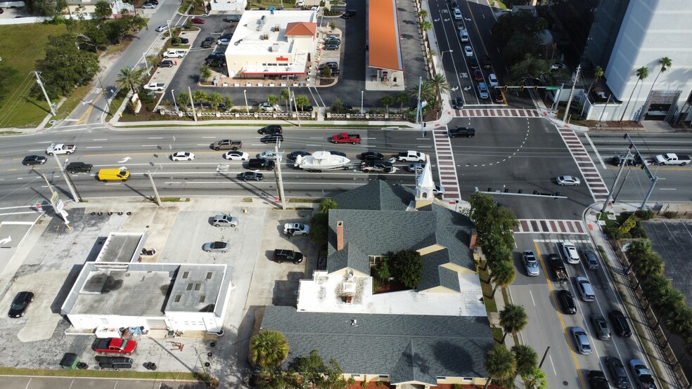 1824 S Harbor City Blvd, Melbourne, FL for sale - Building Photo - Image 1 of 30