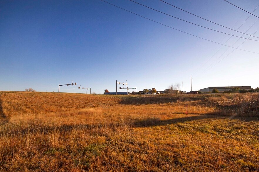 2001 Spring Valley Rd, Junction City, KS for sale - Other - Image 2 of 8