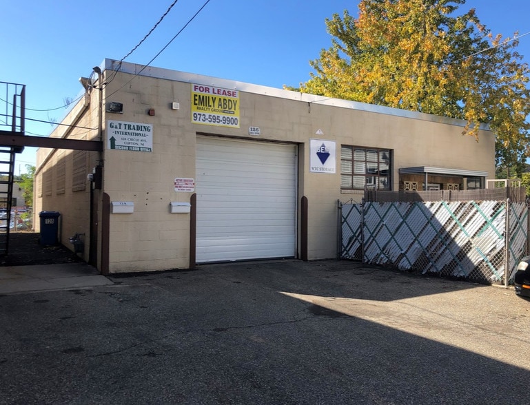 126 Circle Ave, Clifton, NJ for lease - Primary Photo - Image 1 of 1