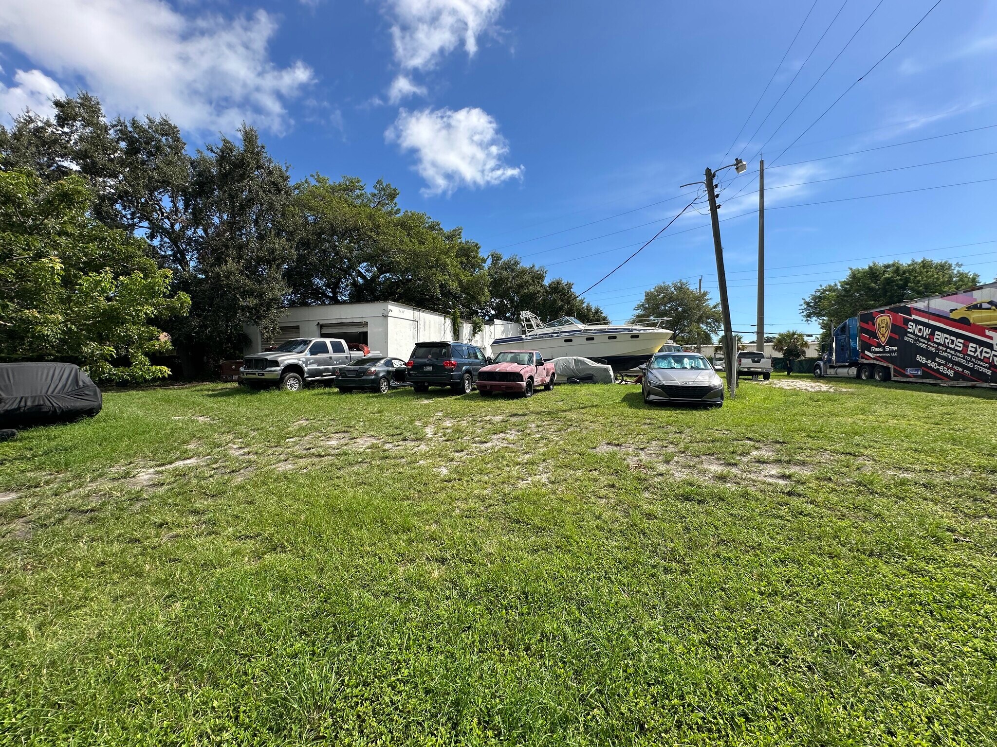 112-115 NW 4 Ave, Dania Beach, FL for lease Primary Photo- Image 1 of 7