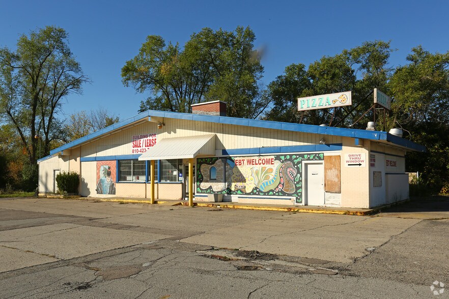 2014 S Center Rd, Flint, MI for sale - Primary Photo - Image 1 of 1
