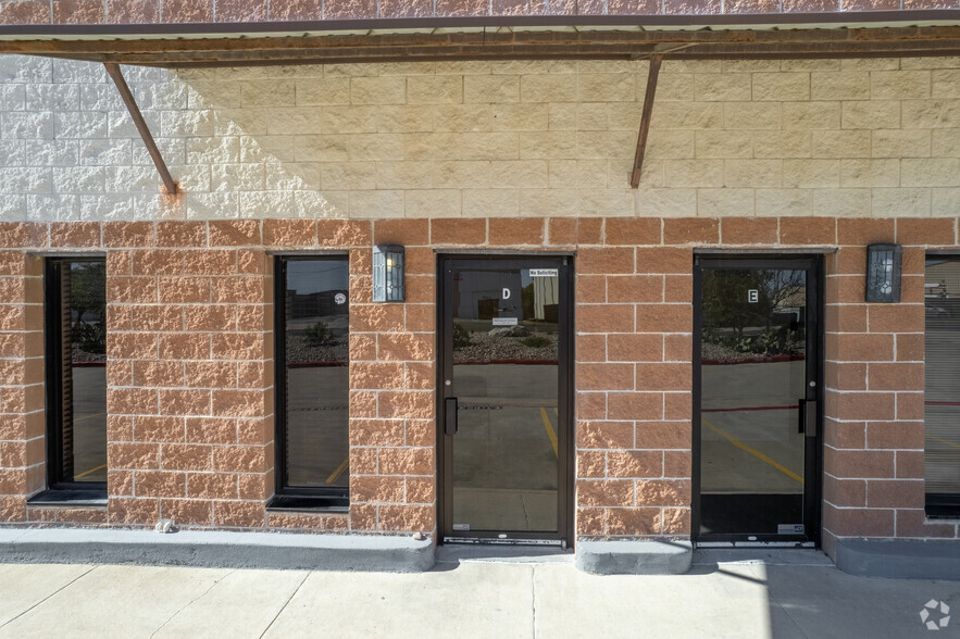 13630 Immanuel Rd, Pflugerville, TX for lease - Building Photo - Image 3 of 10