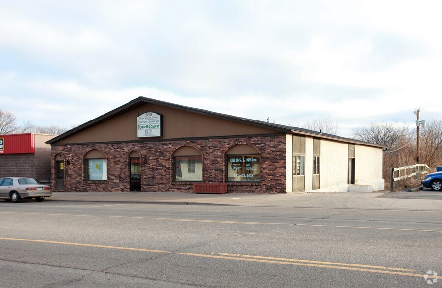 208 N Rum River Dr, Princeton, MN for sale - Primary Photo - Image 1 of 3