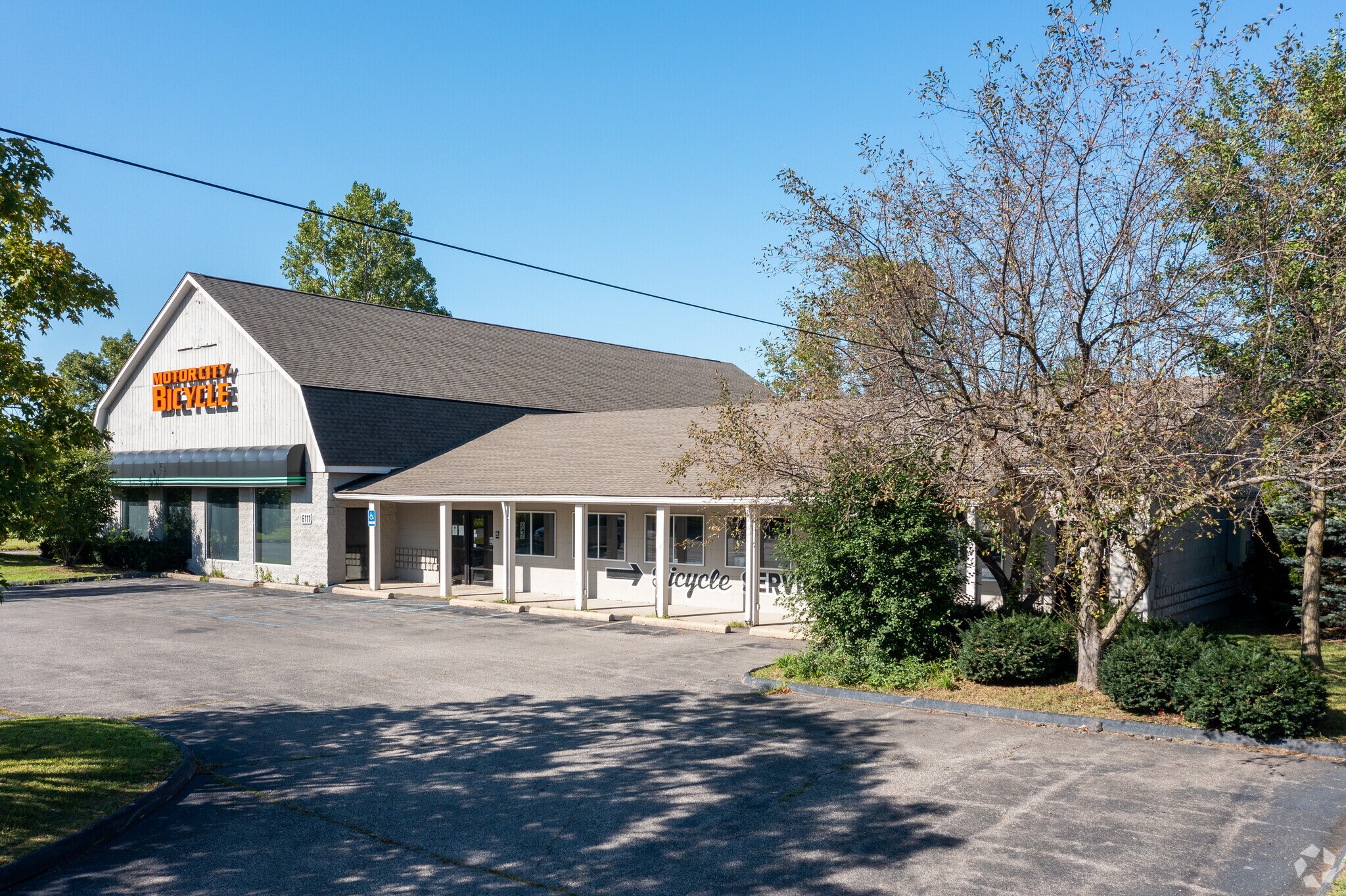 6111 N Canton Center Rd, Canton, MI for sale Building Photo- Image 1 of 1