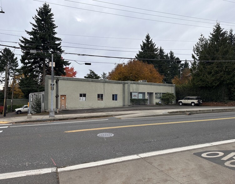 2502 SW Multnomah Blvd, Portland, OR for sale - Building Photo - Image 2 of 2