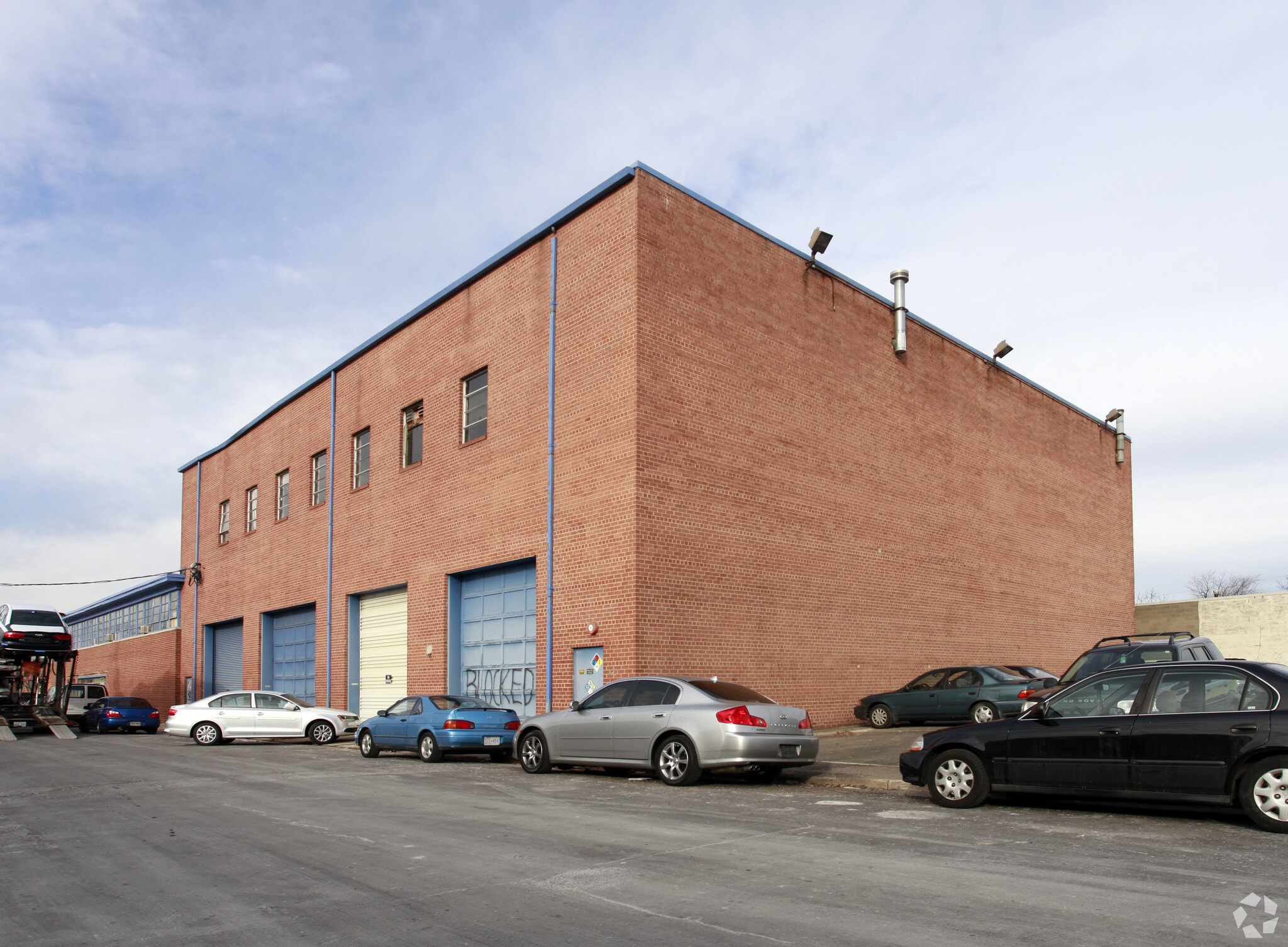 410-420 Calvert Ave, Alexandria, VA for lease Primary Photo- Image 1 of 9