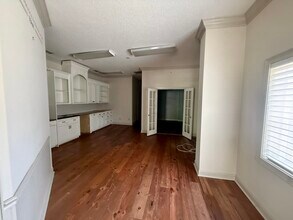 5174 First Coast Hwy, Fernandina Beach, FL for lease Interior Photo- Image 1 of 20