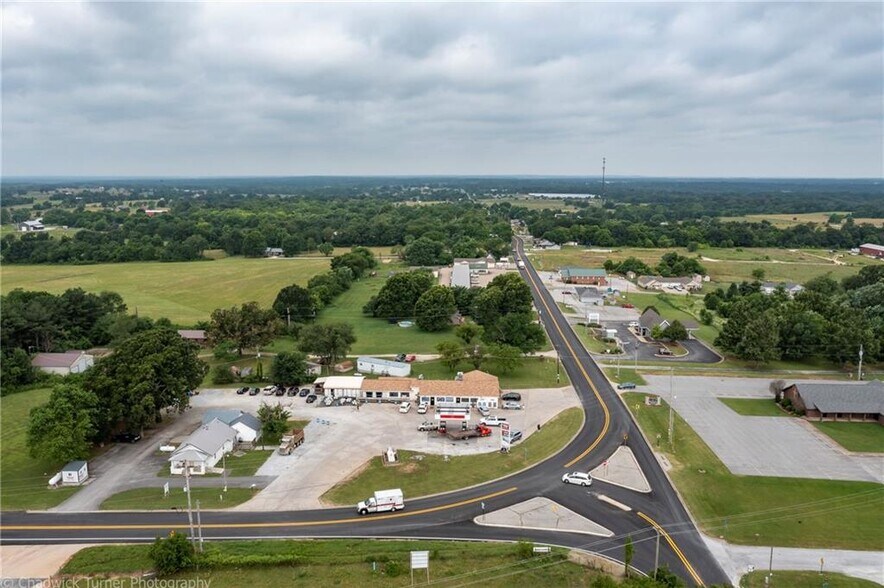 13471 W Highway 72, Hiwasse, AR for sale - Building Photo - Image 1 of 1