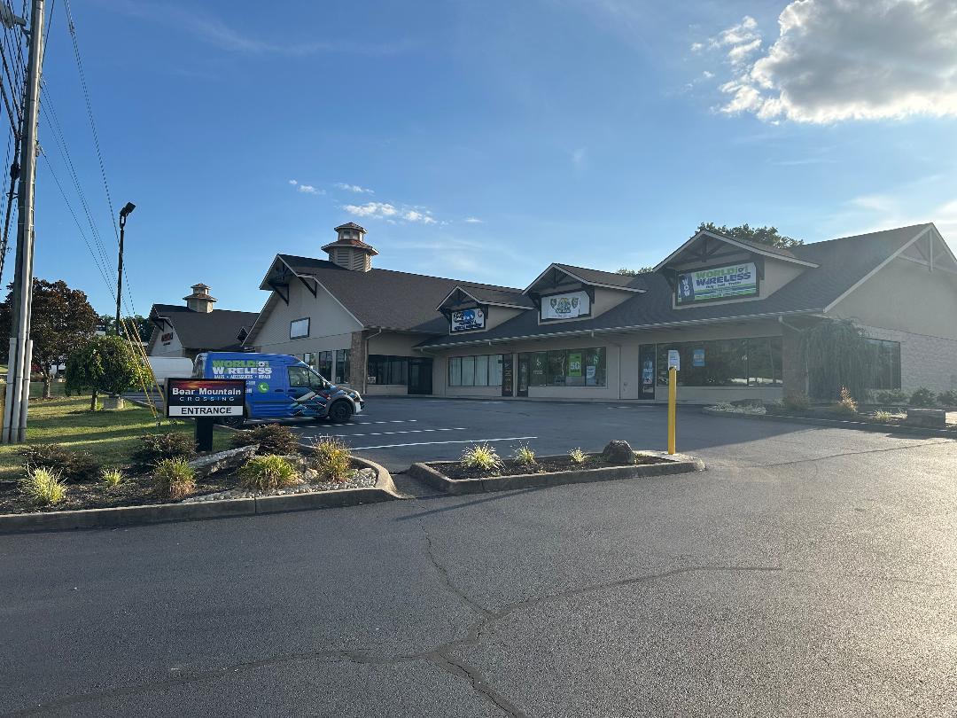 725 Parkway, Sevierville, TN for lease Building Photo- Image 1 of 14