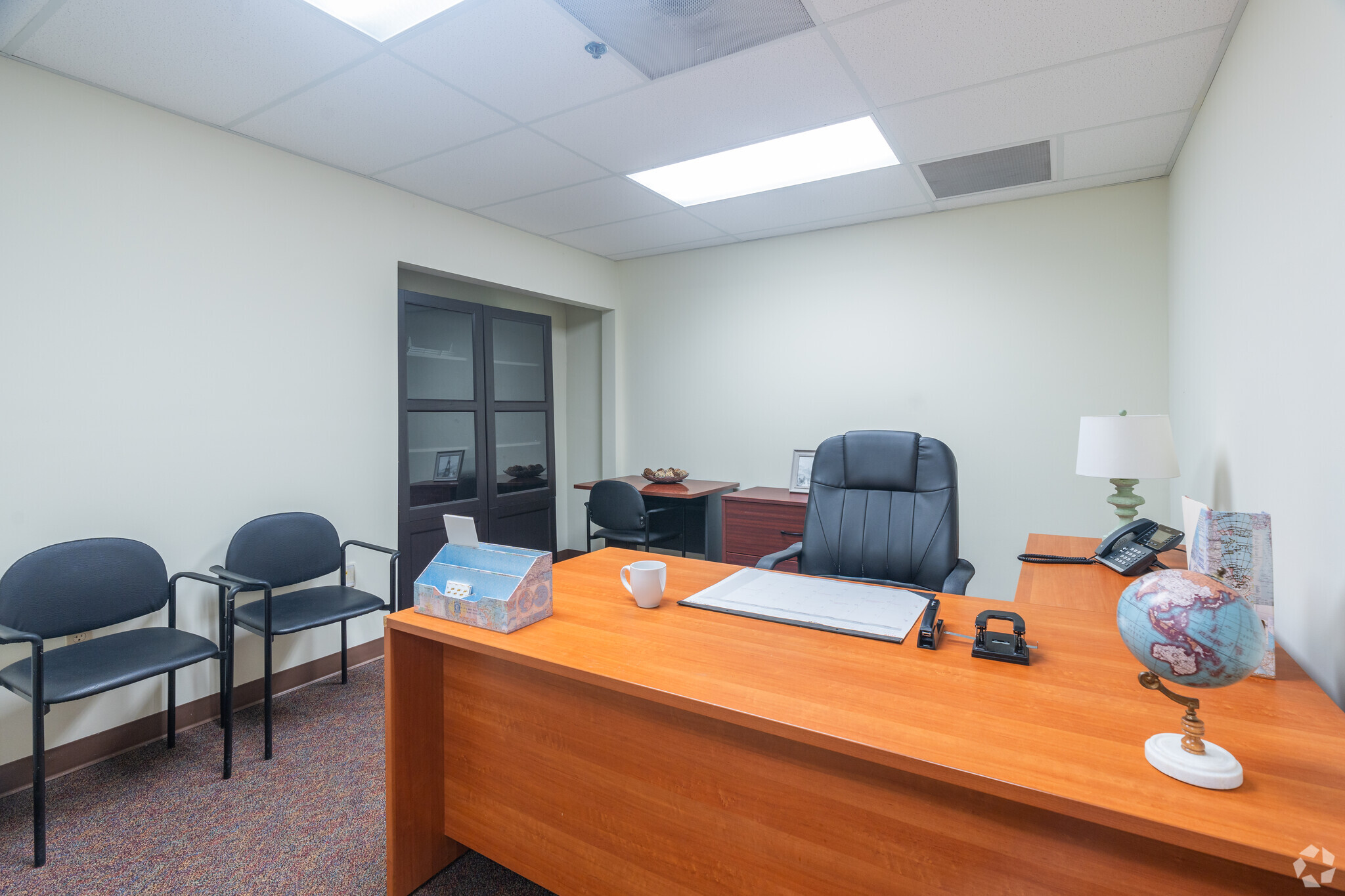 2881 E Oakland Park Blvd, Fort Lauderdale, FL for lease Interior Photo- Image 1 of 10