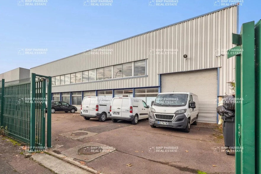 Flex in Morangis for lease - Building Photo - Image 3 of 11