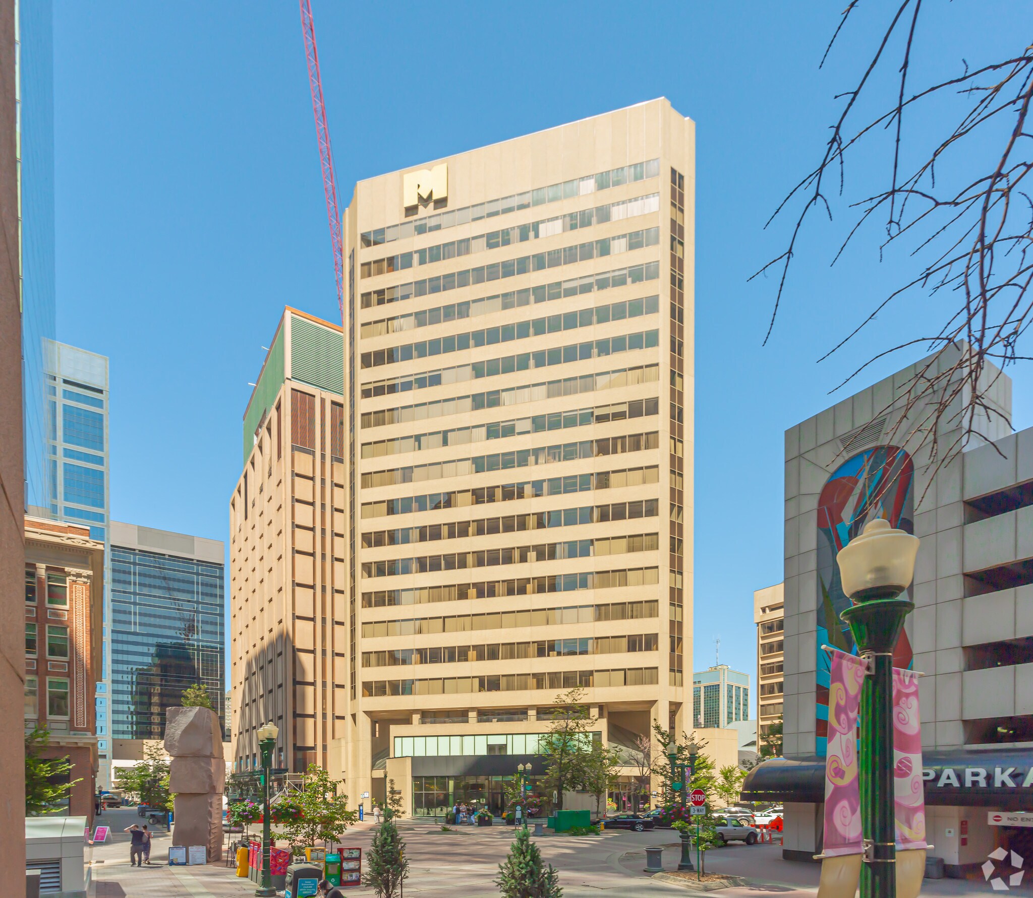 10020 101A Ave NW, Edmonton, AB for lease Primary Photo- Image 1 of 7