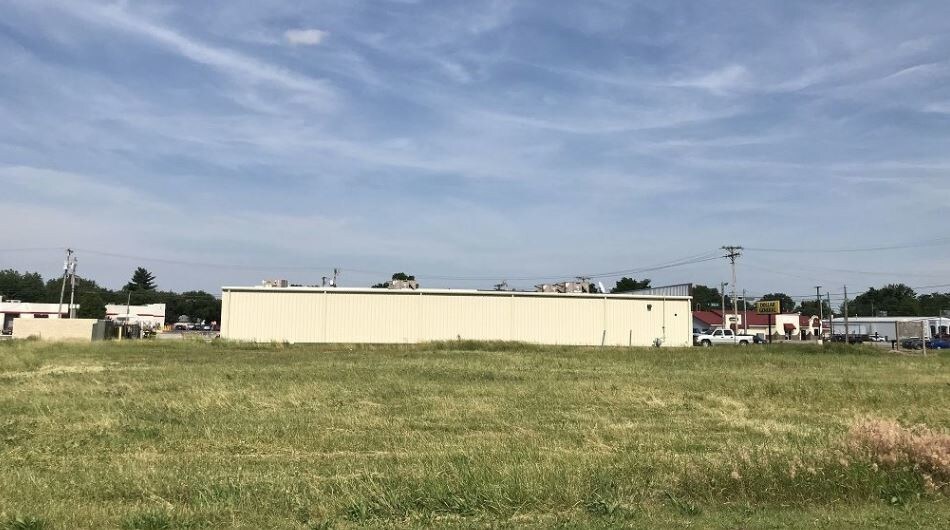 1411 S 15th St, Vincennes, IN for sale Primary Photo- Image 1 of 1