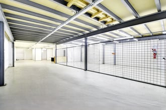 Flex in Pantin for sale Interior Photo- Image 2 of 2