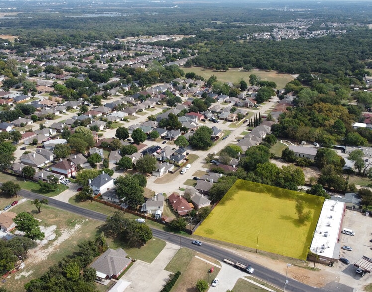 901 Sandy Ln, Fort Worth, TX for sale - Building Photo - Image 2 of 8