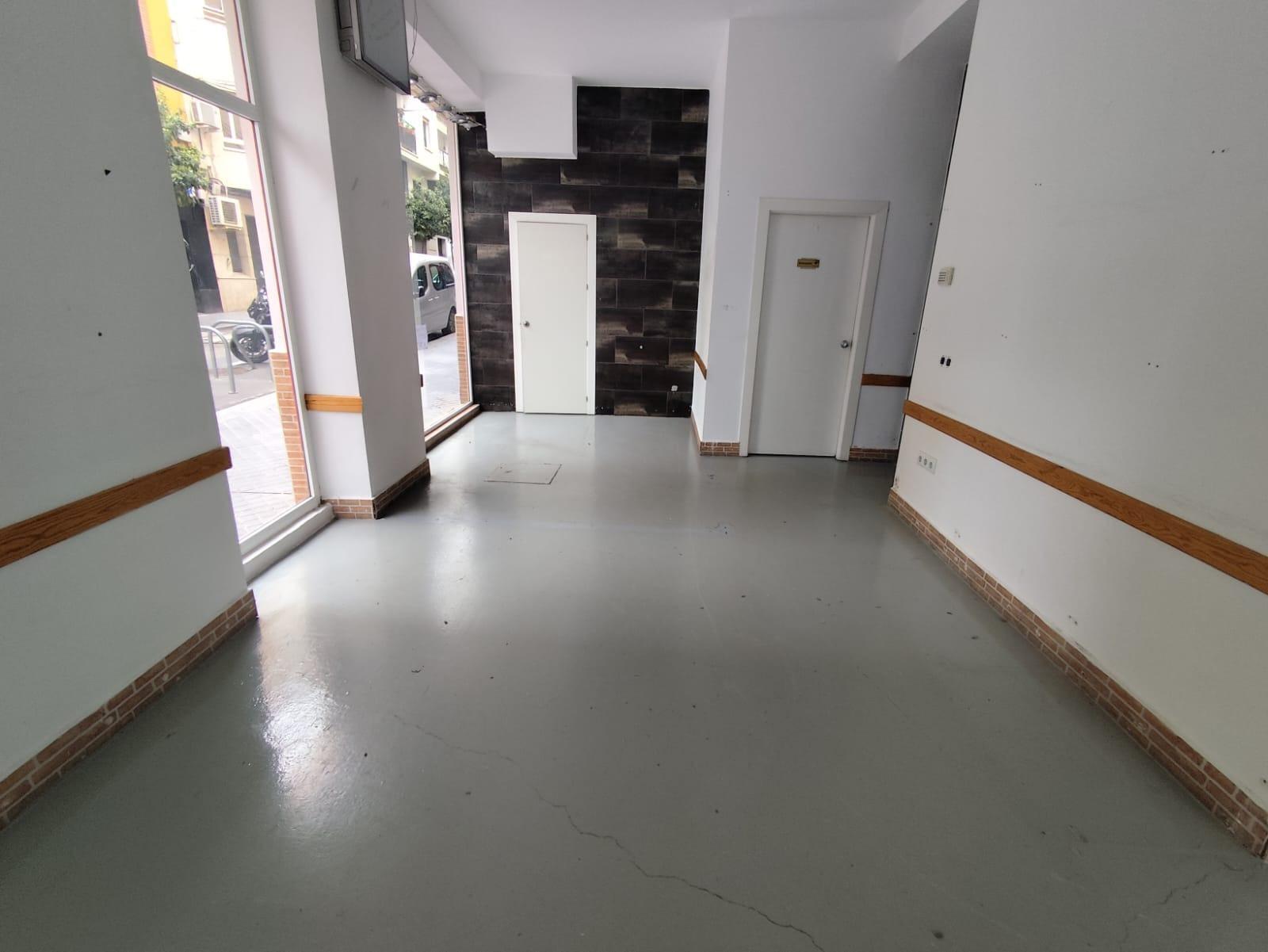 Retail in Córdoba, Córdoba for lease Building Photo- Image 1 of 11