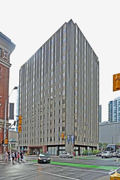 170 Laurier Ave W, Ottawa, ON for lease - Primary Photo - Image 1 of 9