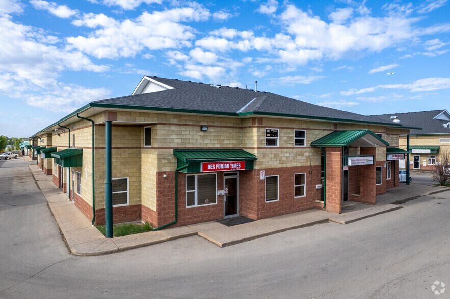 4655 54th Ave NE, Calgary, AB T3J 3Z4