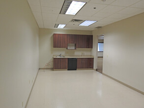 8201 Norman Center Dr, Bloomington, MN for lease Interior Photo- Image 2 of 4