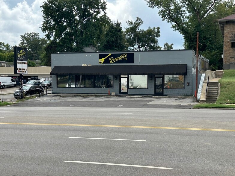 1909-1913 Poplar Ave, Memphis, TN for sale - Building Photo - Image 1 of 15