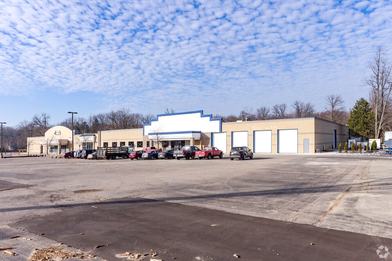 35500 Central City Pky, Westland, MI 48185