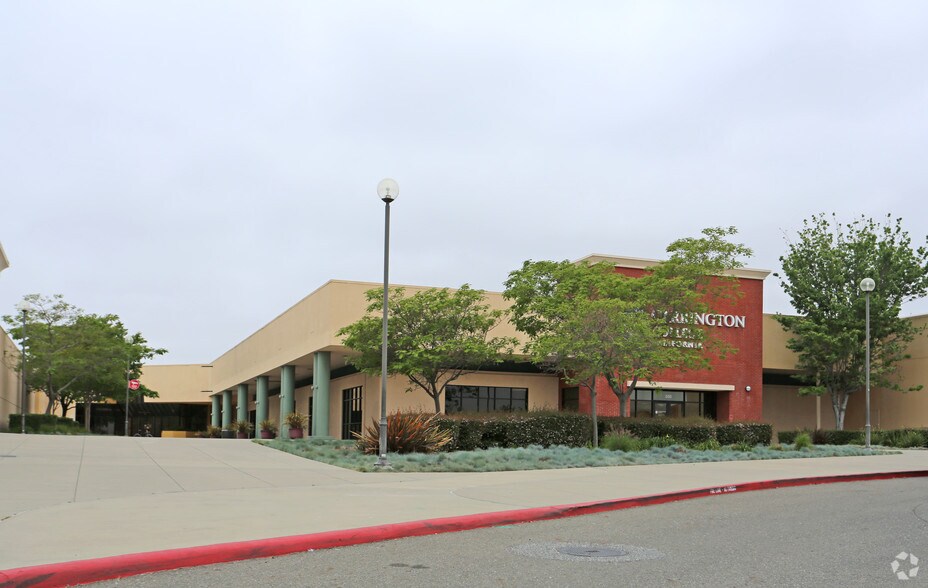 Bayfair Center 15555 E 14th St San Leandro Ca 94578 15555 E 14th St, San Leandro, CA 94578 - Speedway at Bayfair - Phase I