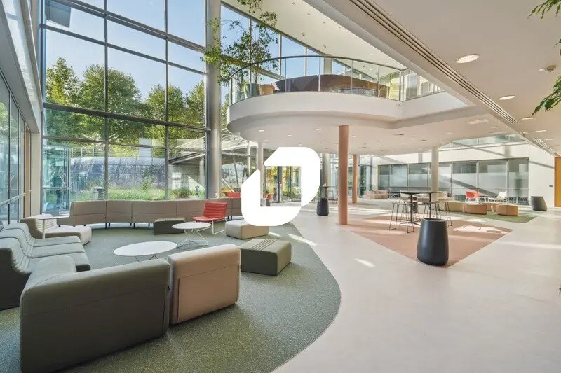 Office in Roissy-en-France for lease - Building Photo - Image 2 of 20