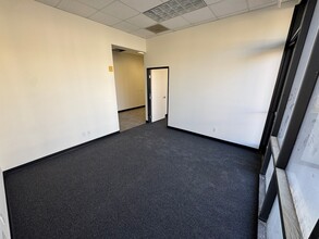 72099 North Shore St, Thousand Palms, CA for lease Building Photo- Image 2 of 8