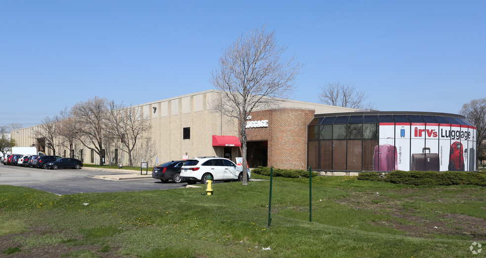 2200 S Busse Rd, Mount Prospect, IL for lease - Primary Photo - Image 3 of 5