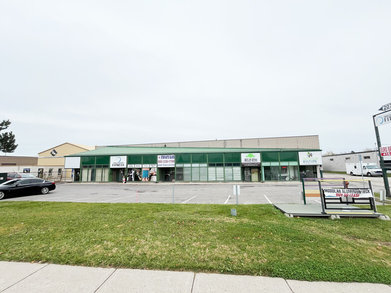 2070 Speers Rd, Oakville, ON for sale - Building Photo - Image 1 of 1